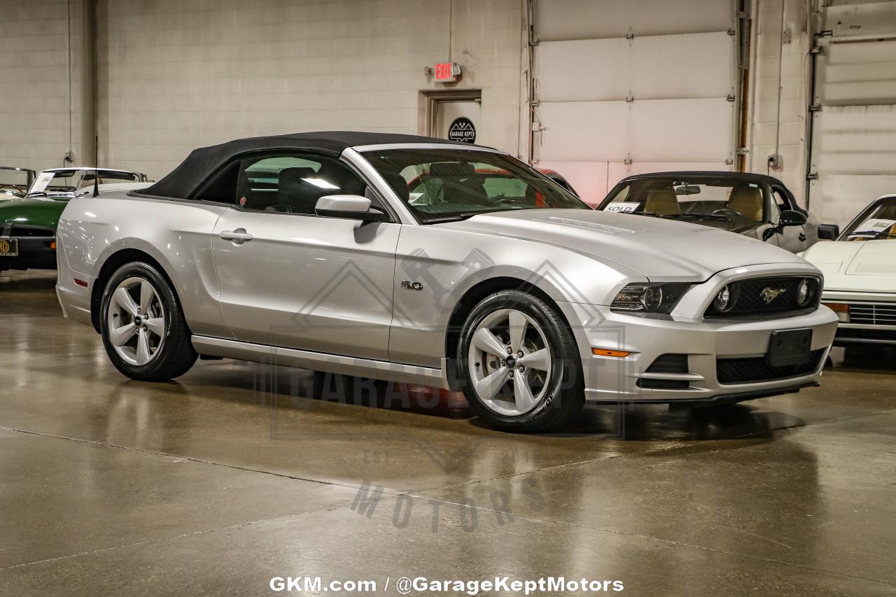 2014 Ford Mustang GT Convertible