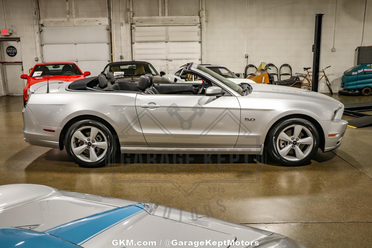 2014 Ford Mustang GT Convertible