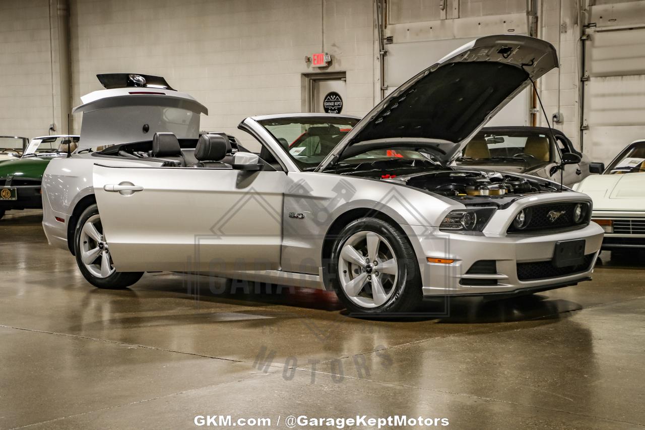 2014 Ford Mustang GT Convertible