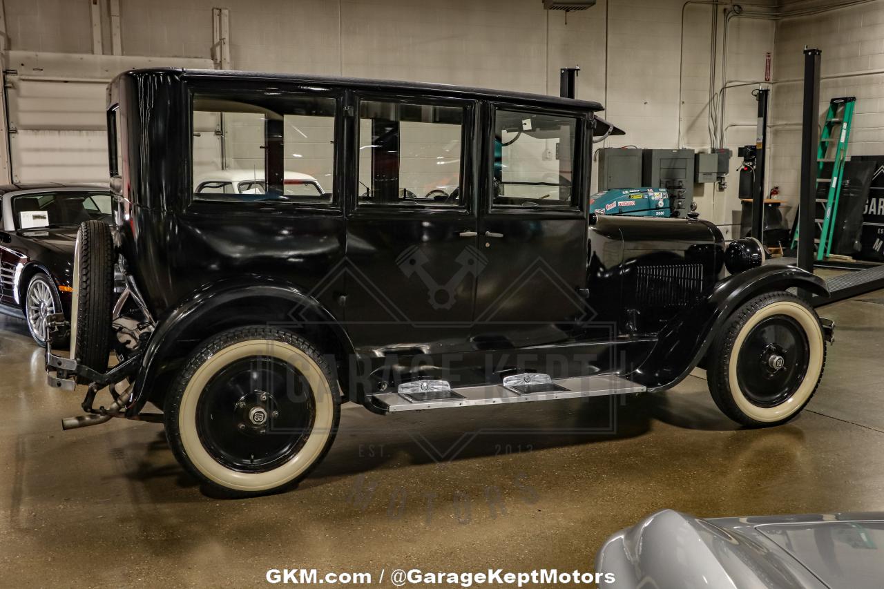 1925 Dodge Business Sedan