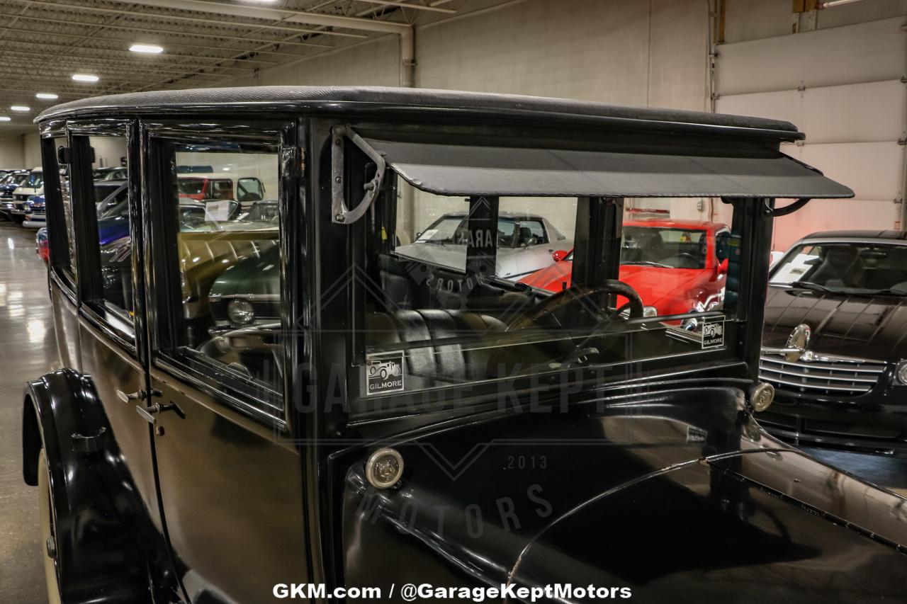 1925 Dodge Business Sedan