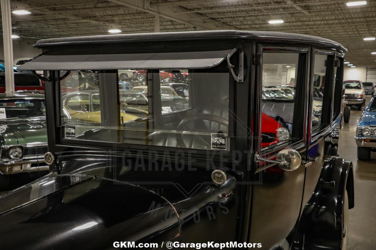 1925 Dodge Business Sedan