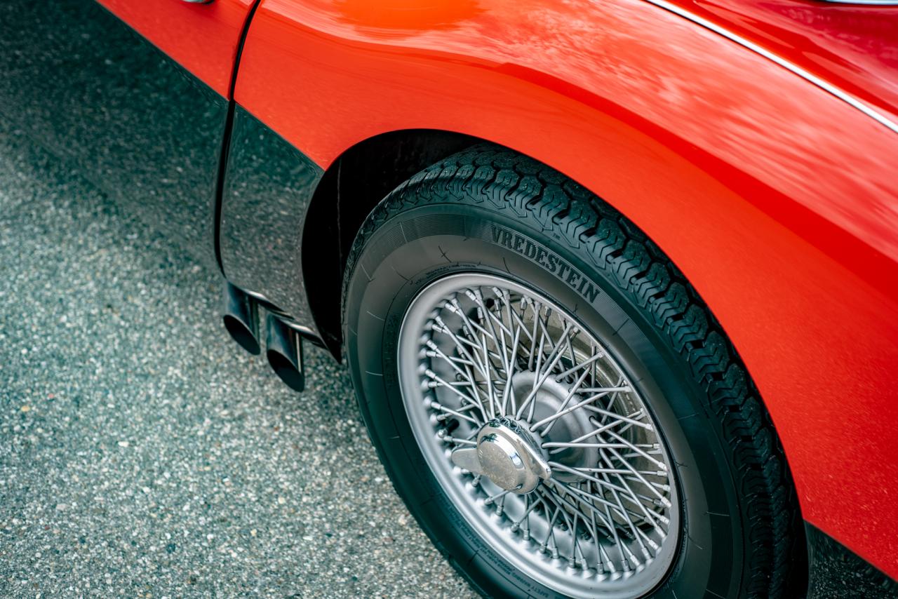 1965 Austin - Healey 3000 Mk III BJ8