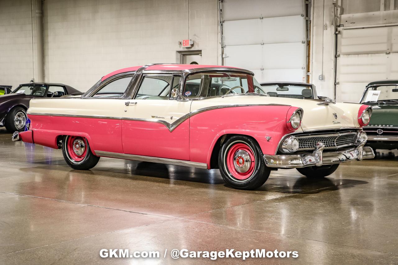 1955 Ford Fairlane Crown Victoria