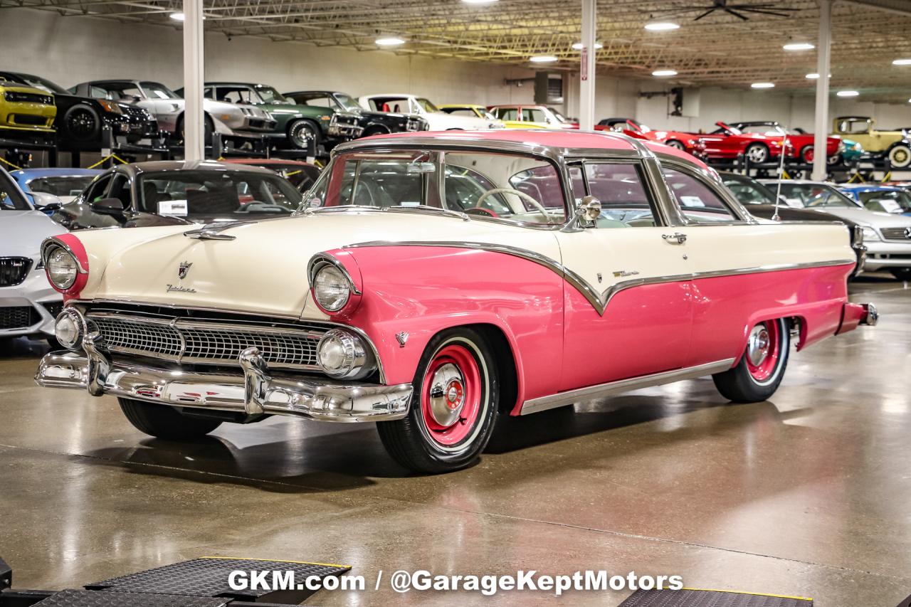 1955 Ford Fairlane Crown Victoria