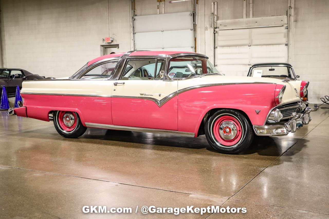 1955 Ford Fairlane Crown Victoria