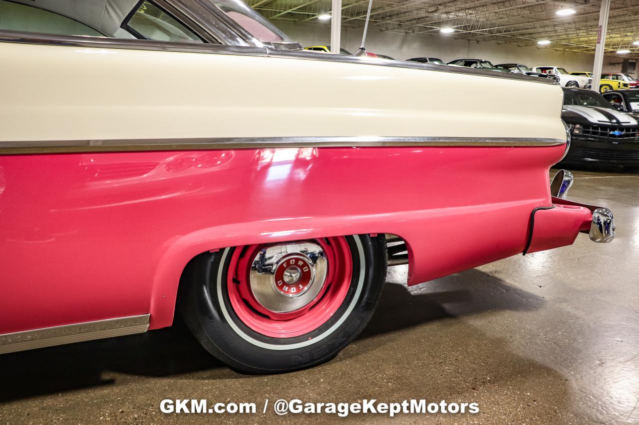 1955 Ford Fairlane Crown Victoria