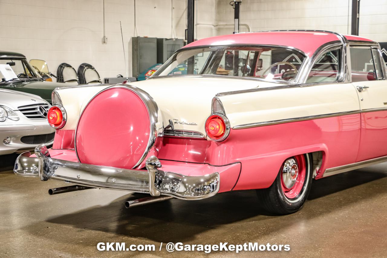 1955 Ford Fairlane Crown Victoria