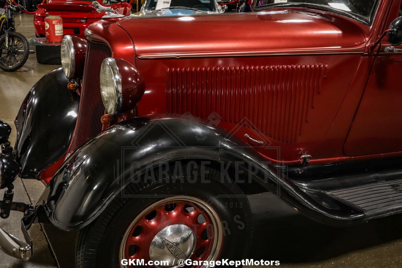 1935 Dodge High Hump Delivery