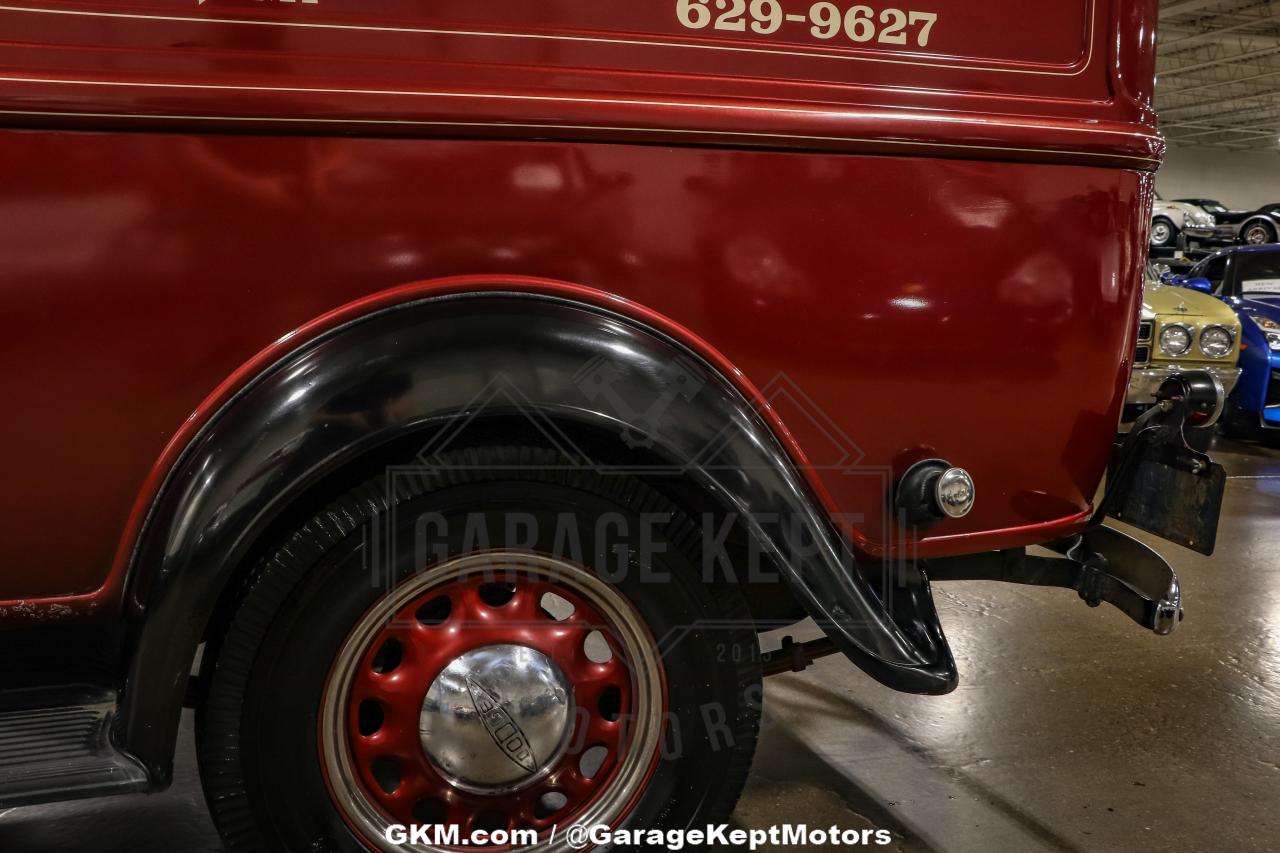 1935 Dodge High Hump Delivery