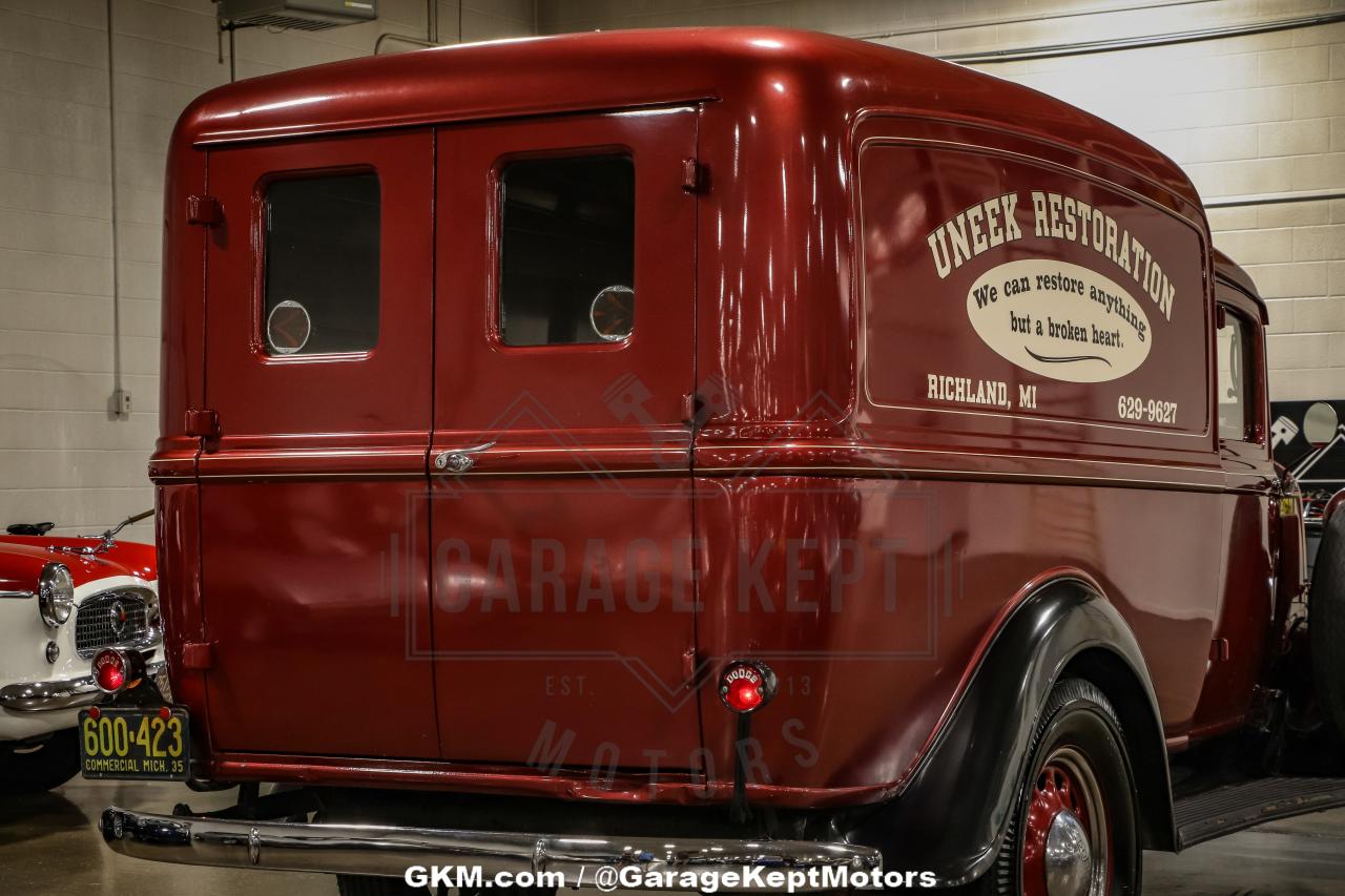 1935 Dodge High Hump Delivery