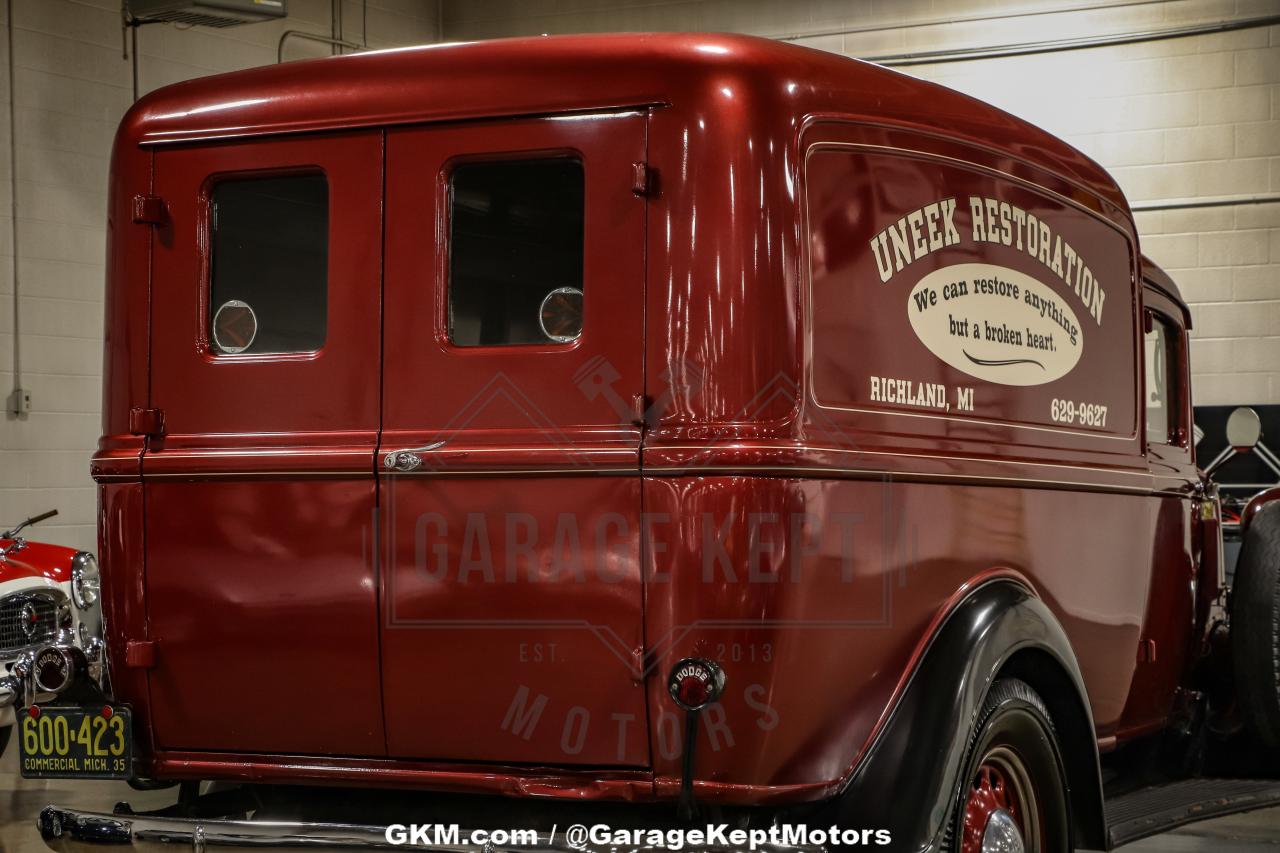 1935 Dodge High Hump Delivery