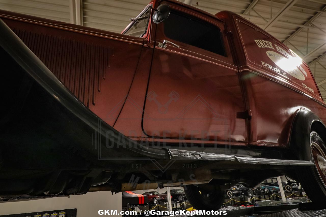 1935 Dodge High Hump Delivery