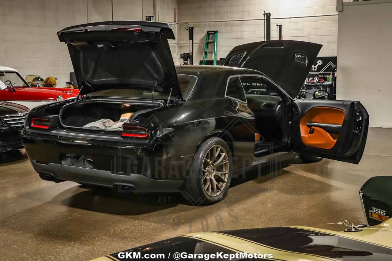 2016 Dodge Challenger SRT Hellcat