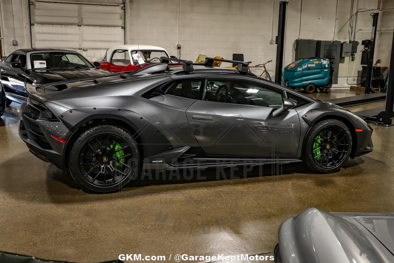 2024 Lamborghini Huracan Sterrato