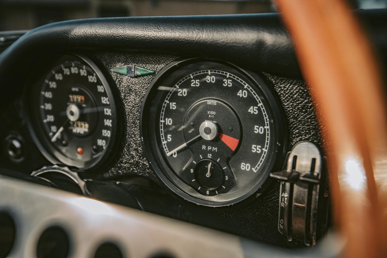 1964 Jaguar E-TYPE ROADSTER