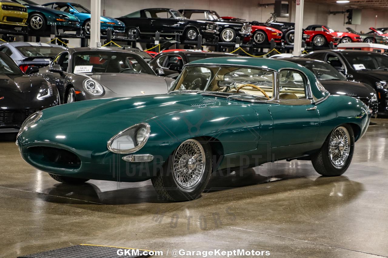 1964 Jaguar E-TYPE ROADSTER