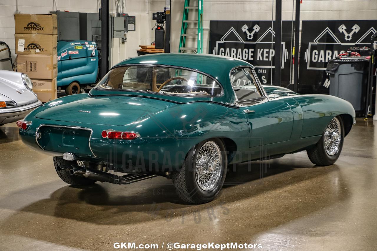 1964 Jaguar E-TYPE ROADSTER