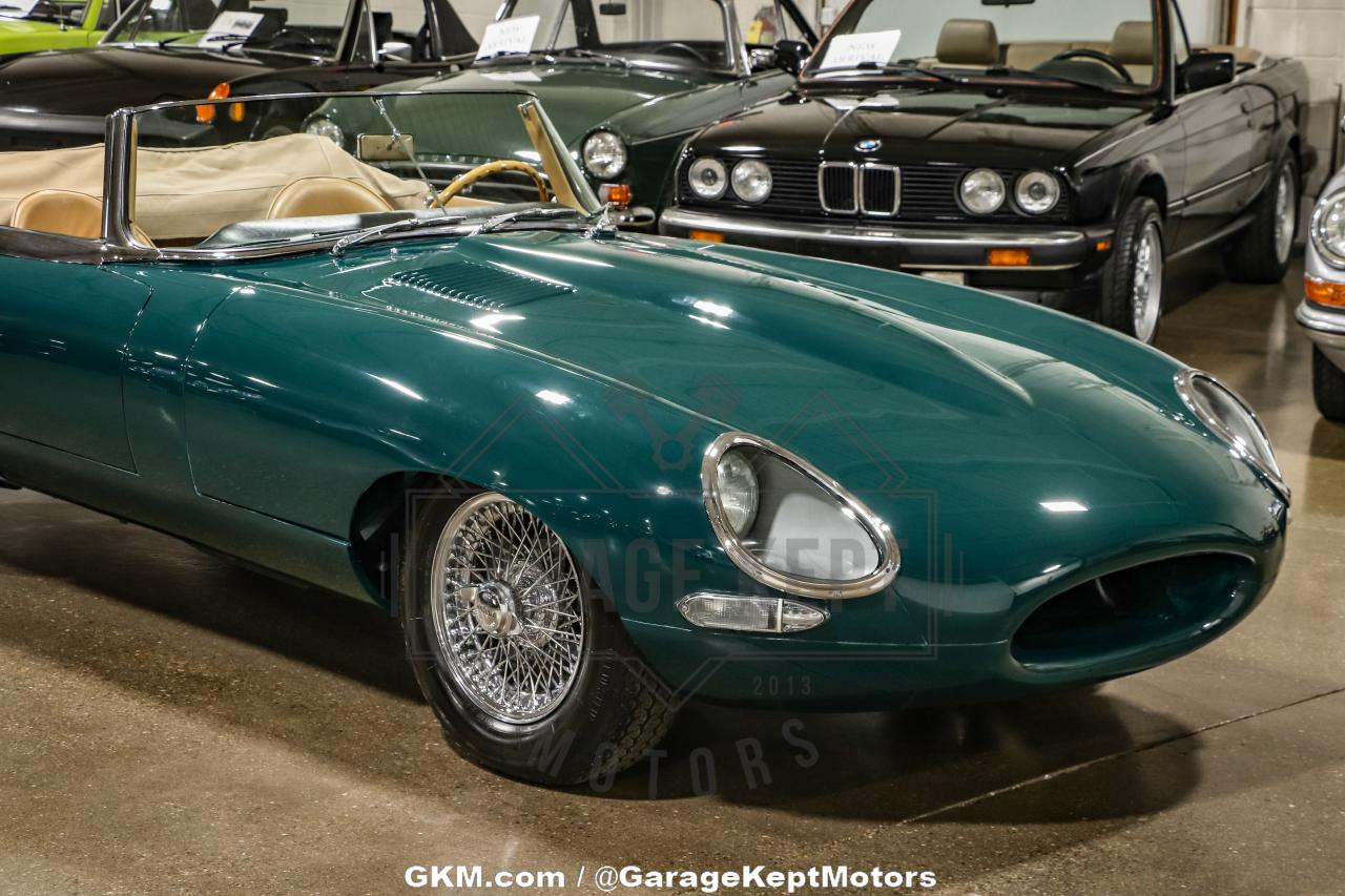 1964 Jaguar E-TYPE ROADSTER