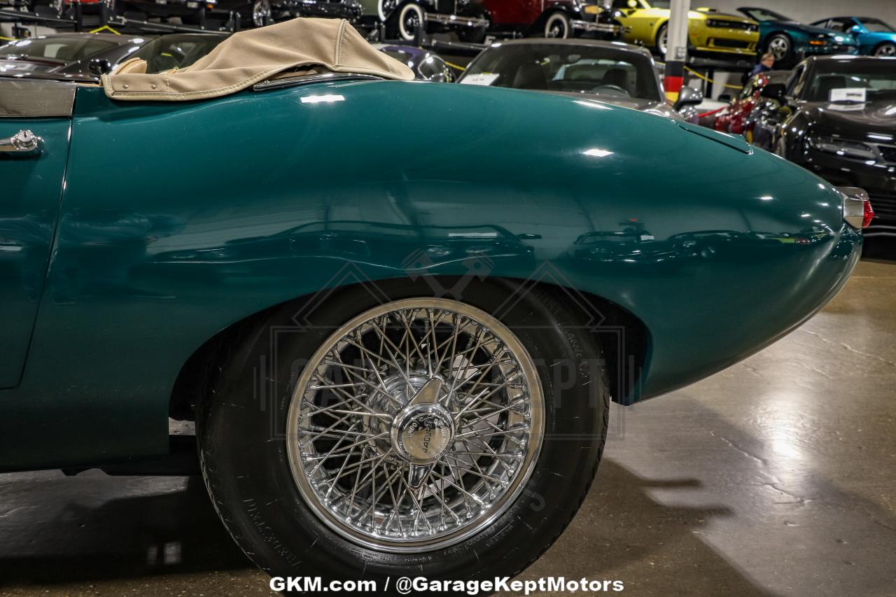 1964 Jaguar E-TYPE ROADSTER