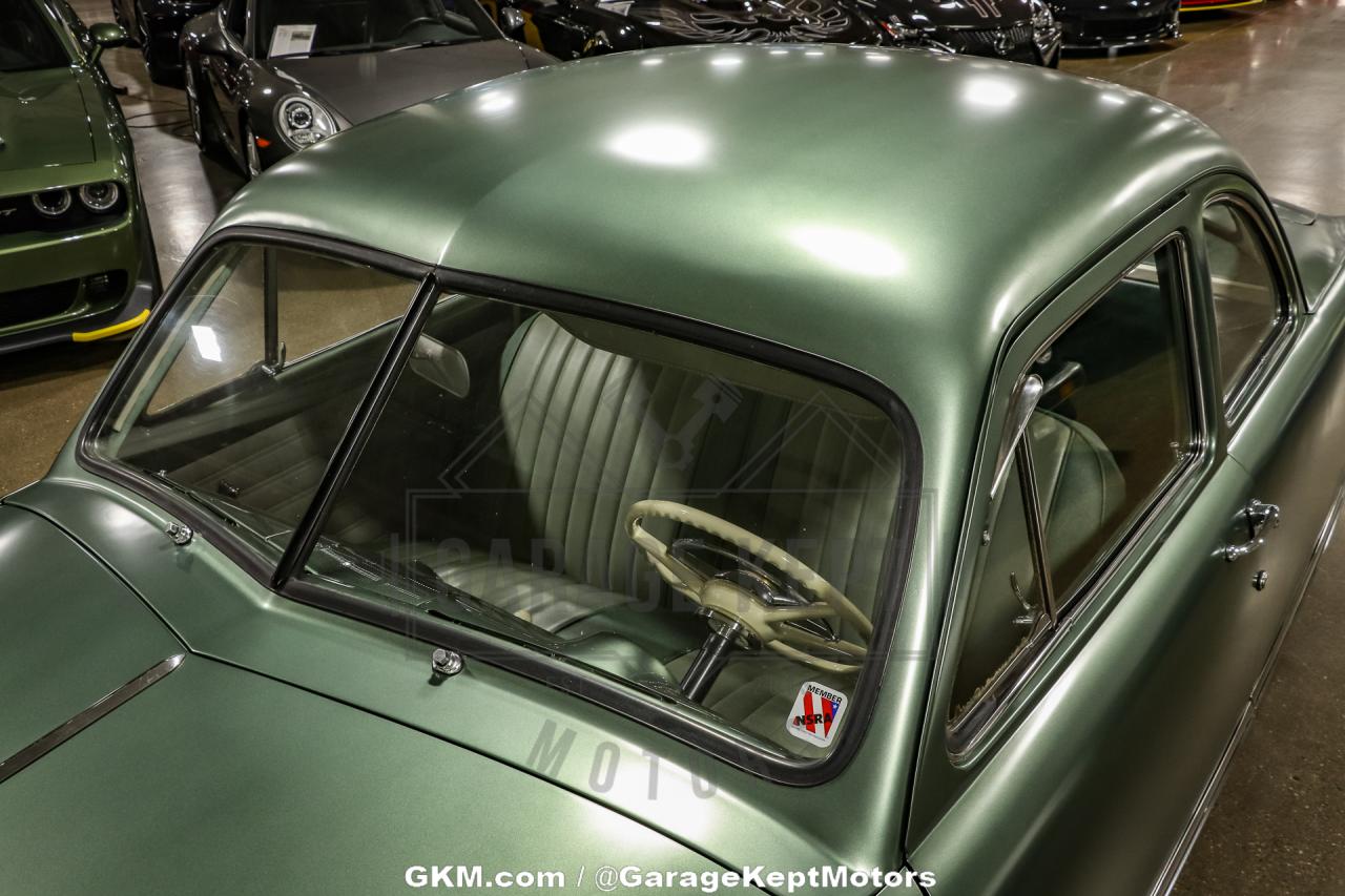 1950 Ford Custom Deluxe Coupe