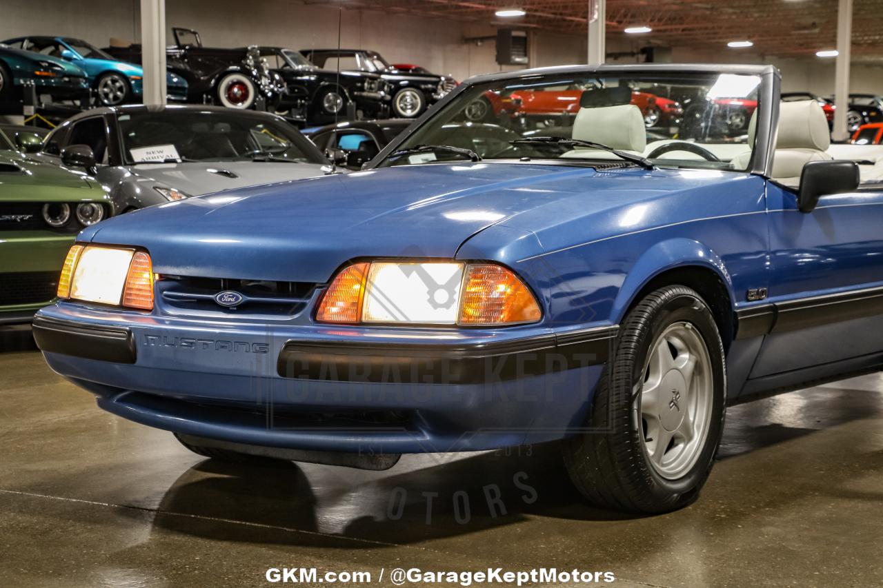 1989 Ford Mustang LX Convertible