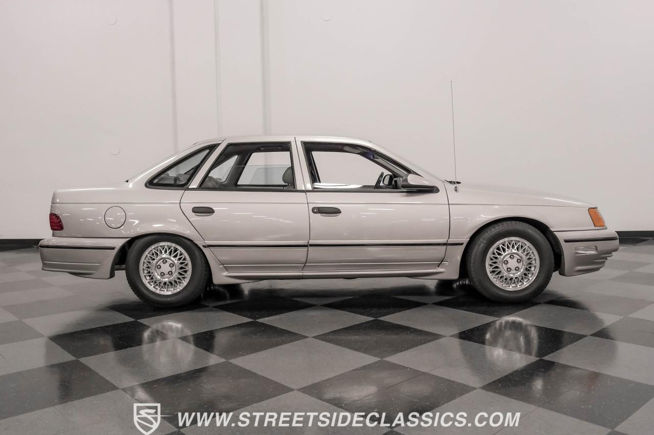 1989 Ford Taurus SHO