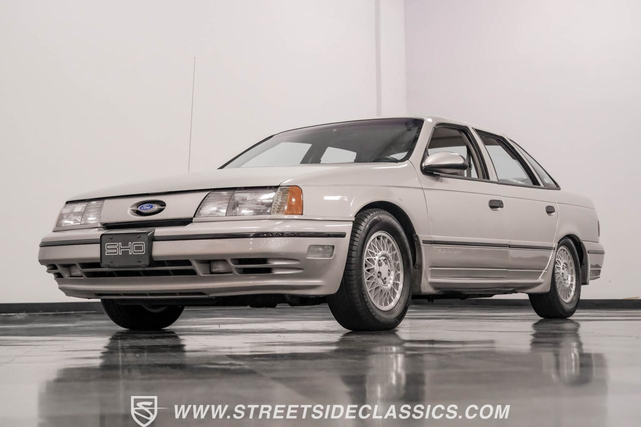 1989 Ford Taurus SHO