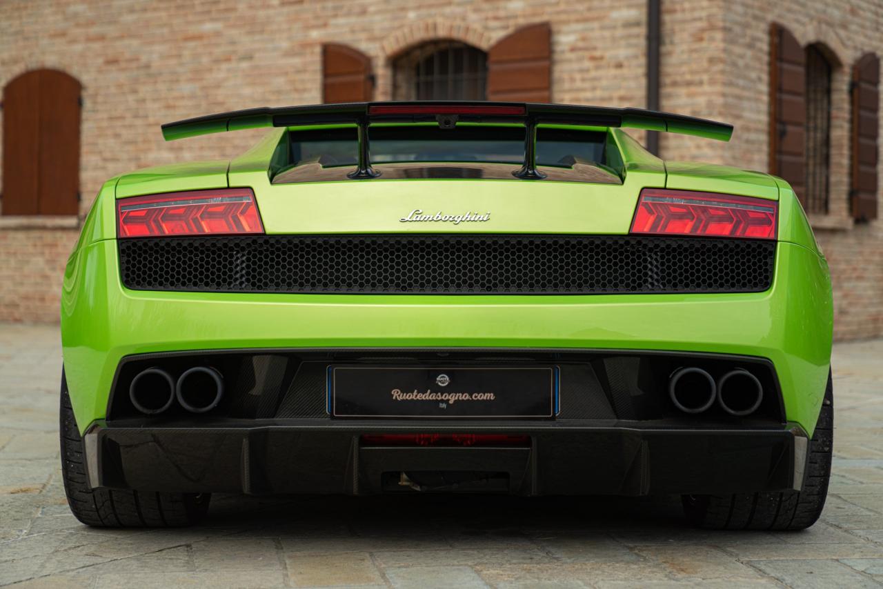 2011 Lamborghini Gallardo LP 570-4 Superleggera