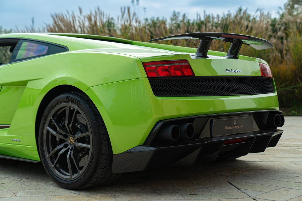 2011 Lamborghini Gallardo LP 570-4 Superleggera