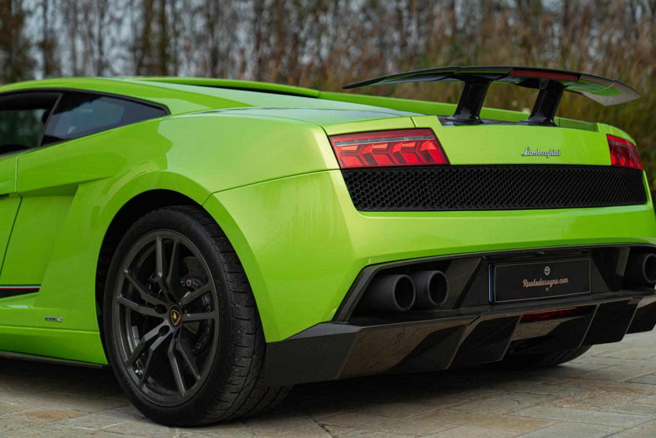 2011 Lamborghini Gallardo LP 570-4 Superleggera