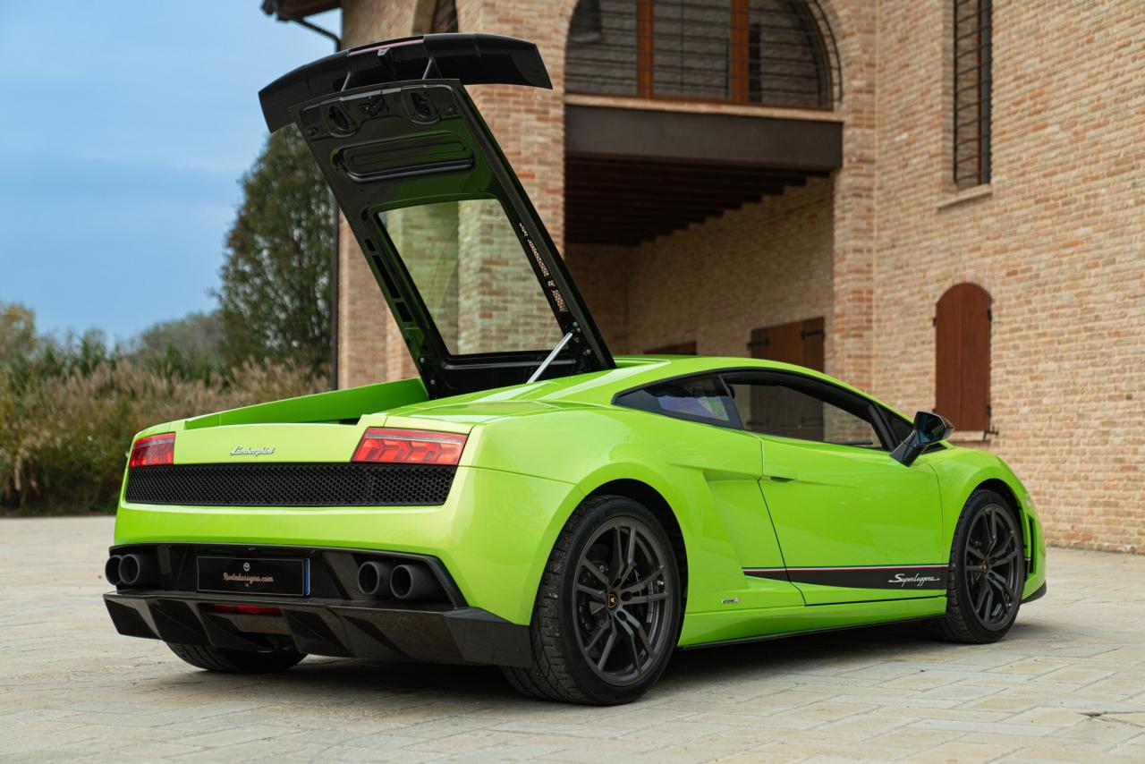 2011 Lamborghini Gallardo LP 570-4 Superleggera