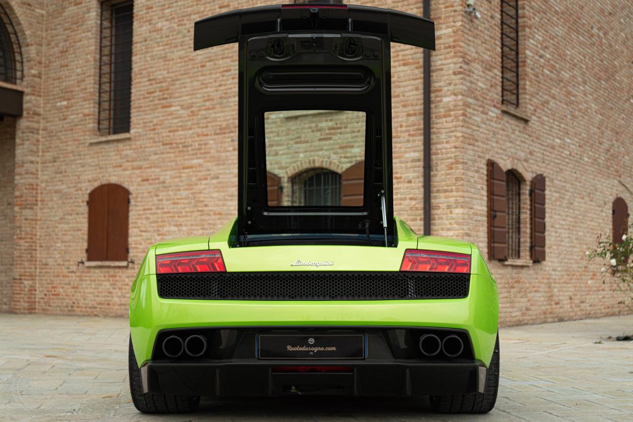 2011 Lamborghini Gallardo LP 570-4 Superleggera