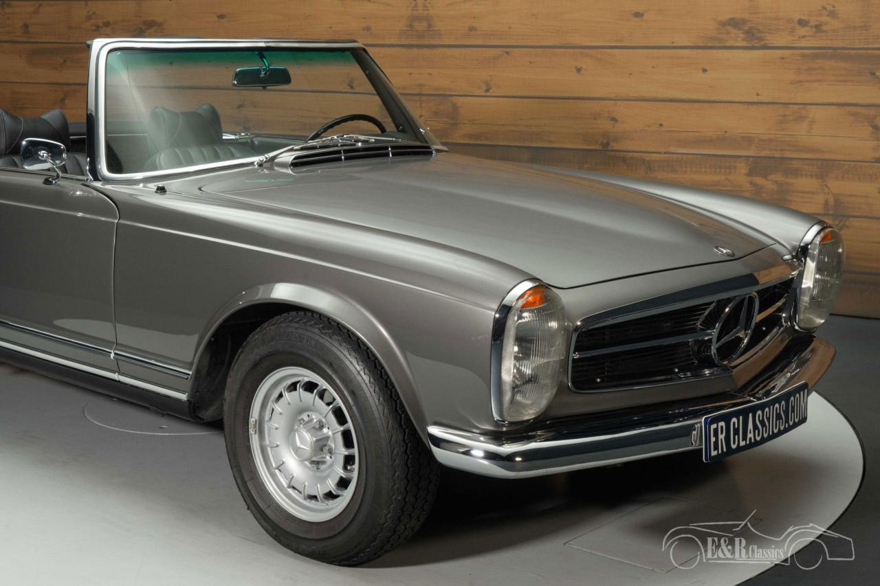 1968 Mercedes - Benz 280SL