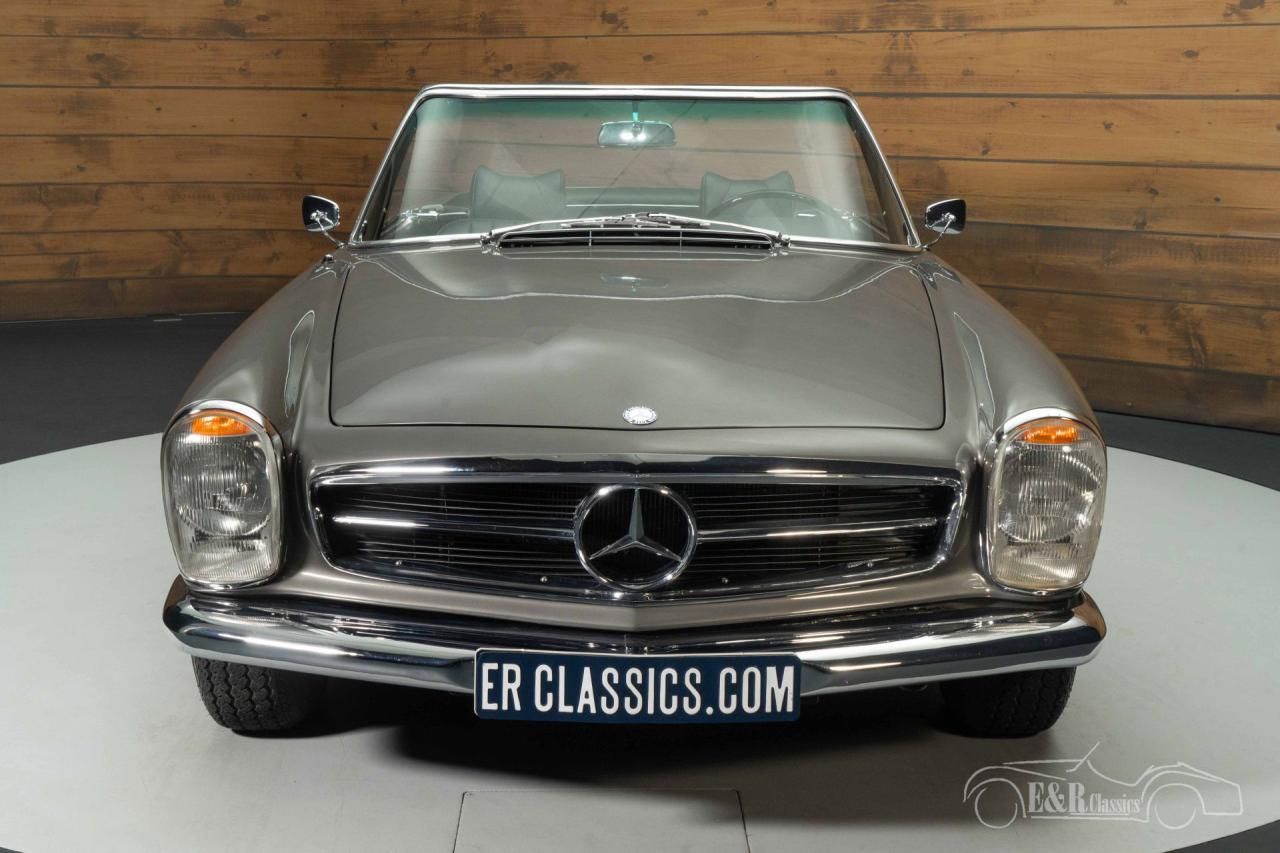 1968 Mercedes - Benz 280SL