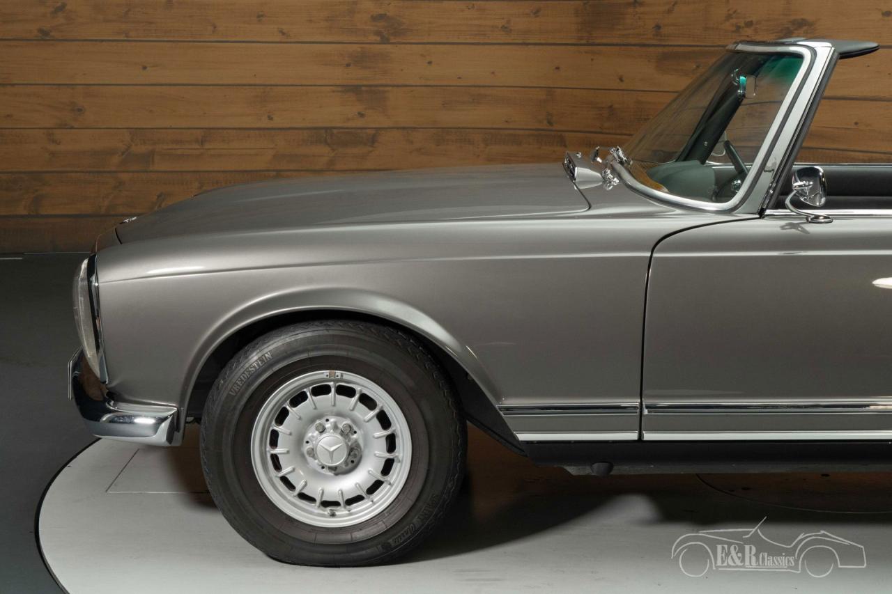 1968 Mercedes - Benz 280SL