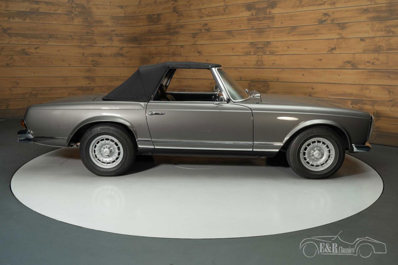 1968 Mercedes - Benz 280SL