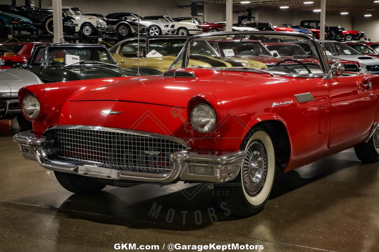 1957 Ford Thunderbird