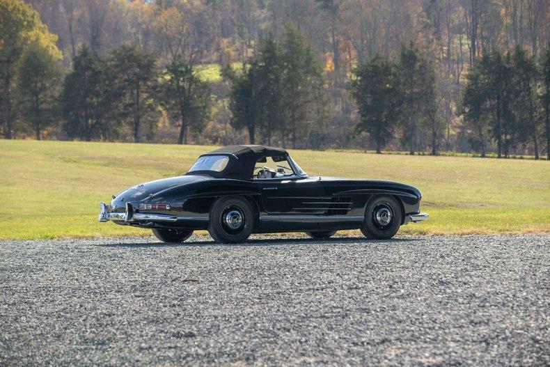 1962 Mercedes - Benz 300 SL Roadster