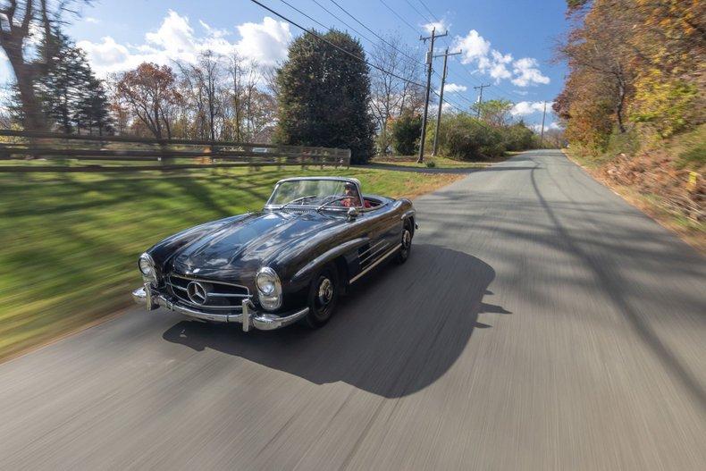 1962 Mercedes - Benz 300 SL Roadster