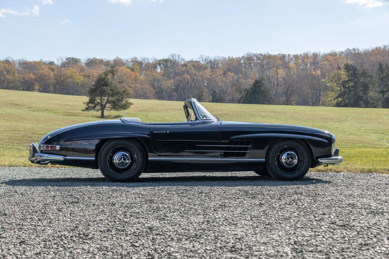 1962 Mercedes - Benz 300 SL Roadster