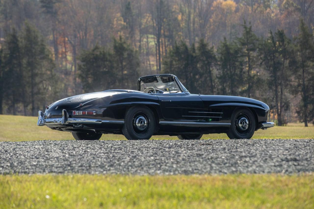 1962 Mercedes - Benz 300 SL Roadster