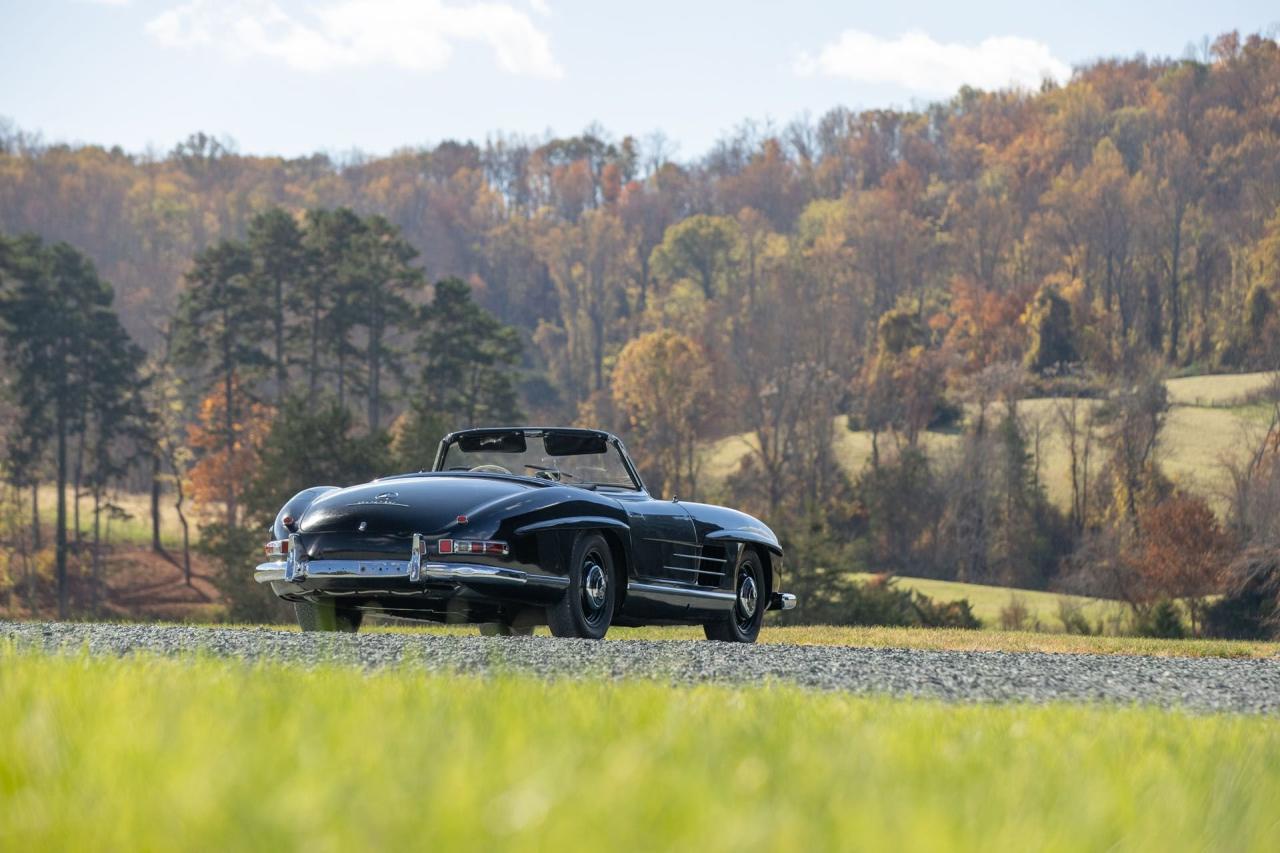 1962 Mercedes - Benz 300 SL Roadster