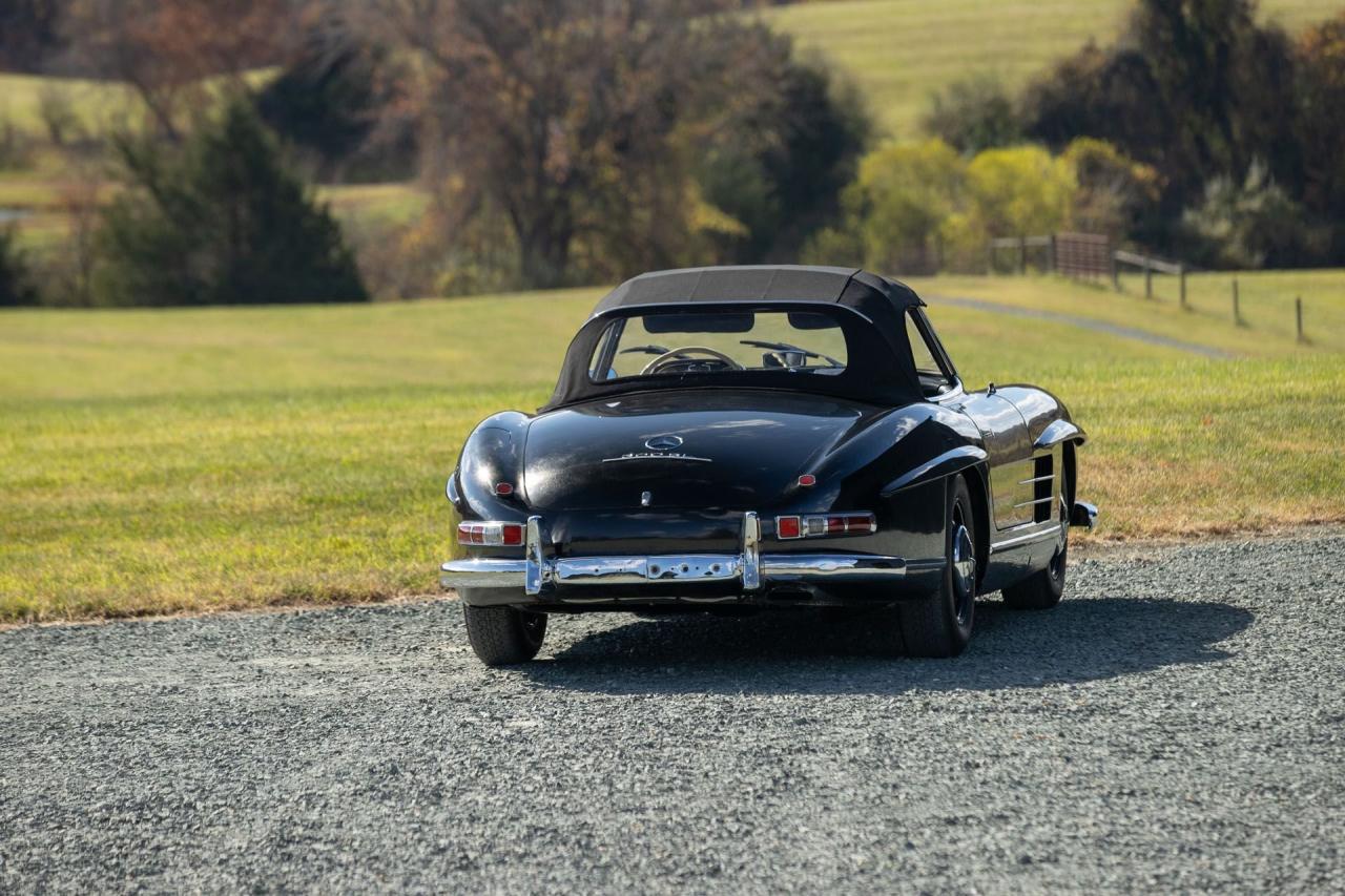 1962 Mercedes - Benz 300 SL Roadster