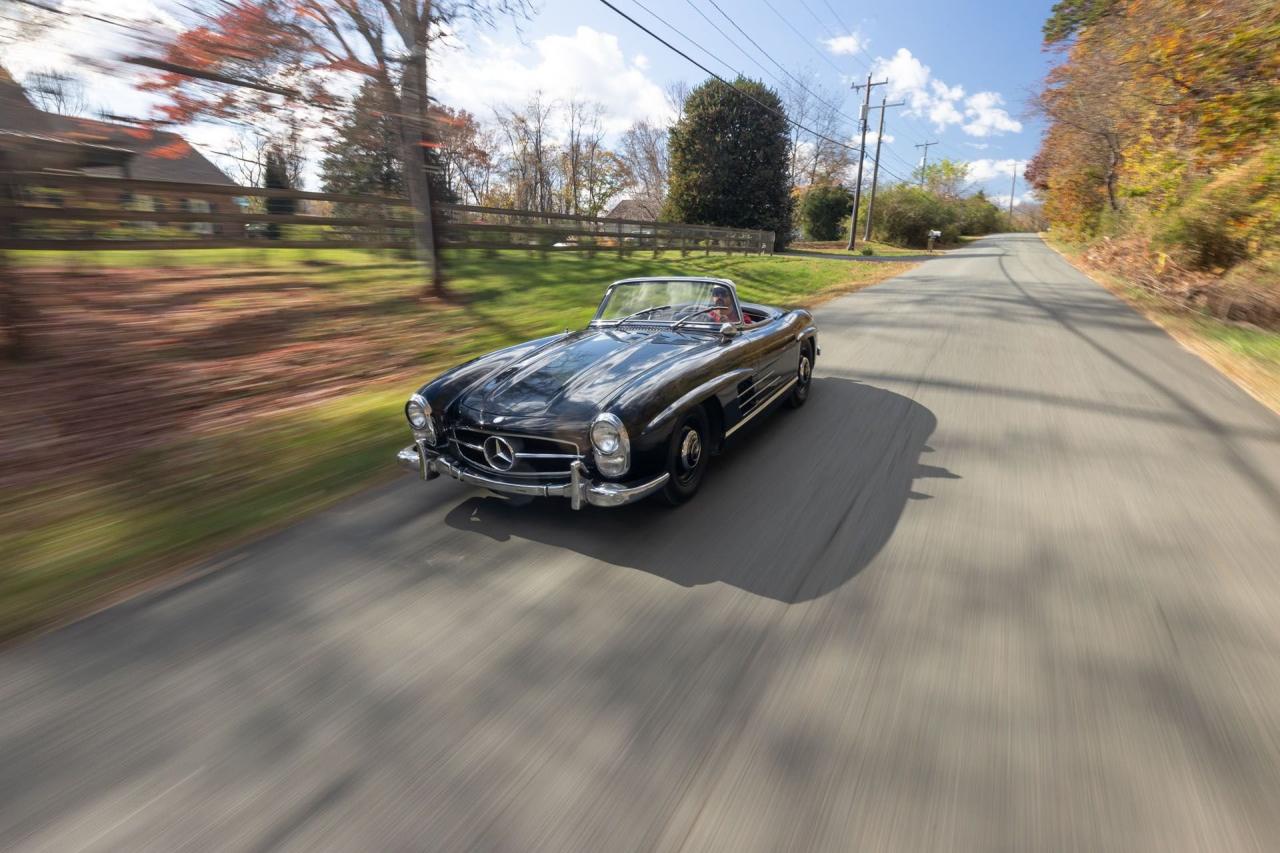 1962 Mercedes - Benz 300 SL Roadster