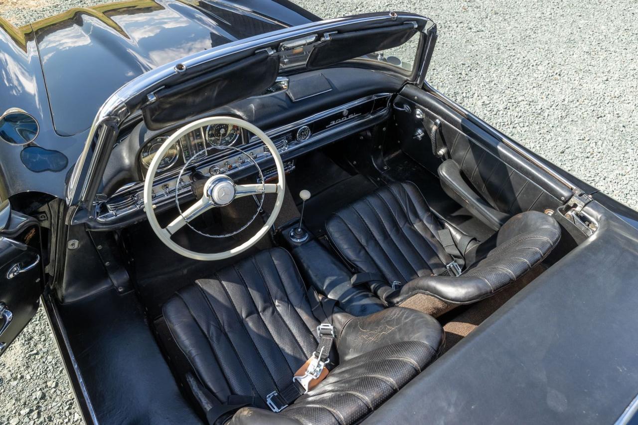 1962 Mercedes - Benz 300 SL Roadster