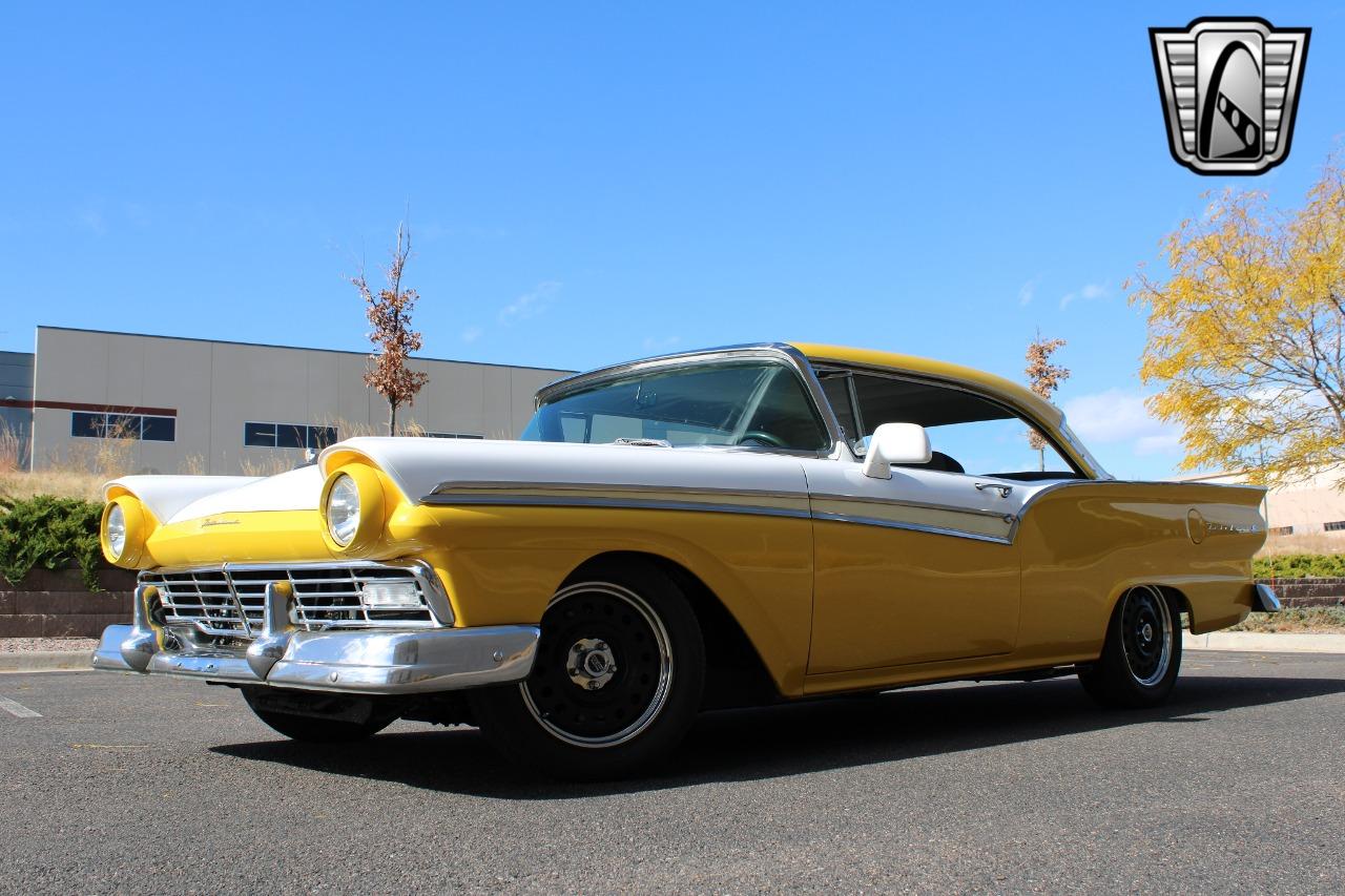 1957 Ford Fairlane 500