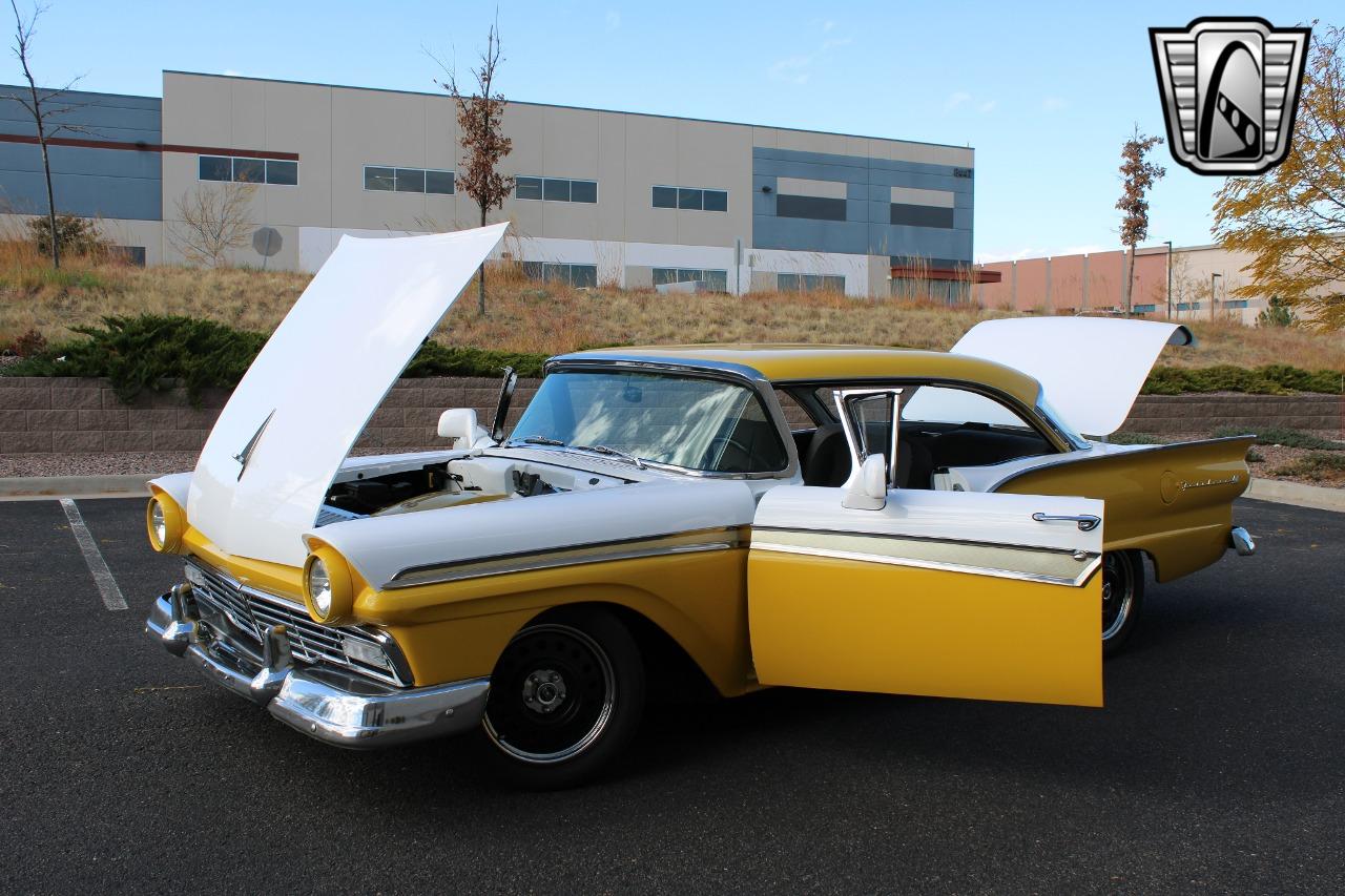 1957 Ford Fairlane 500