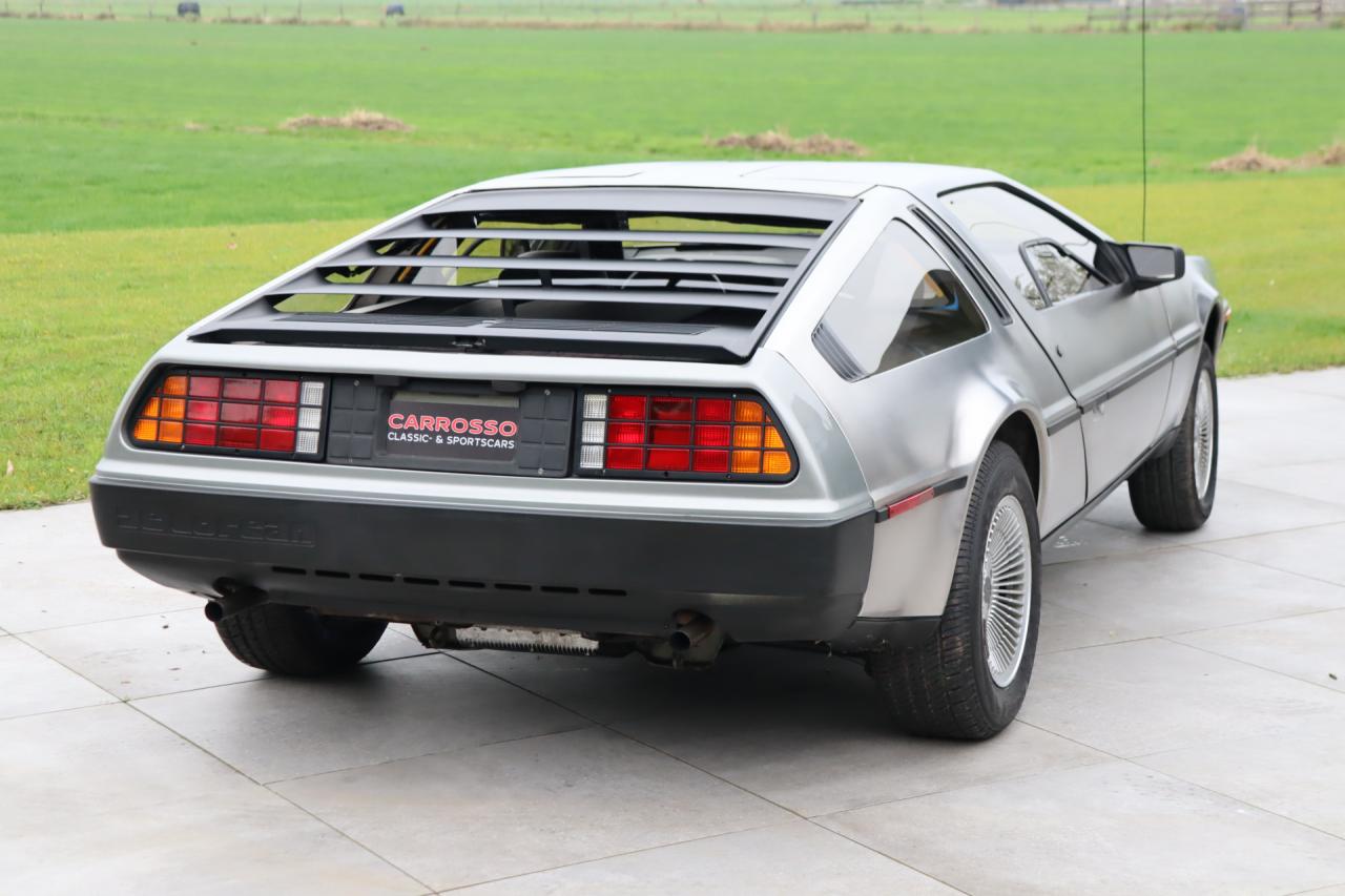 1982 DeLorean DMC-12