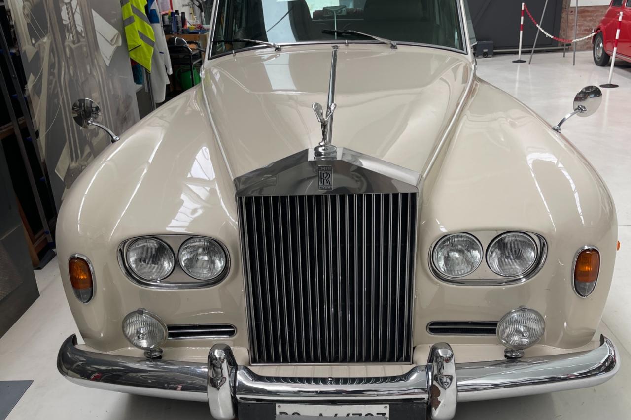 1963 Rolls - Royce Silver Cloud